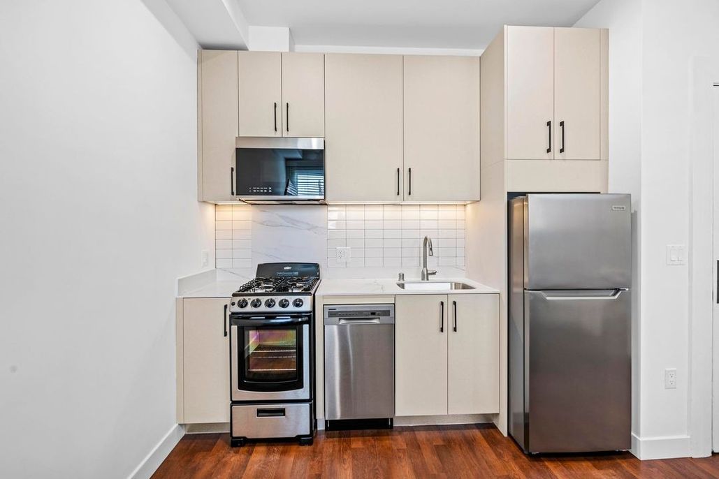 property for rent #6