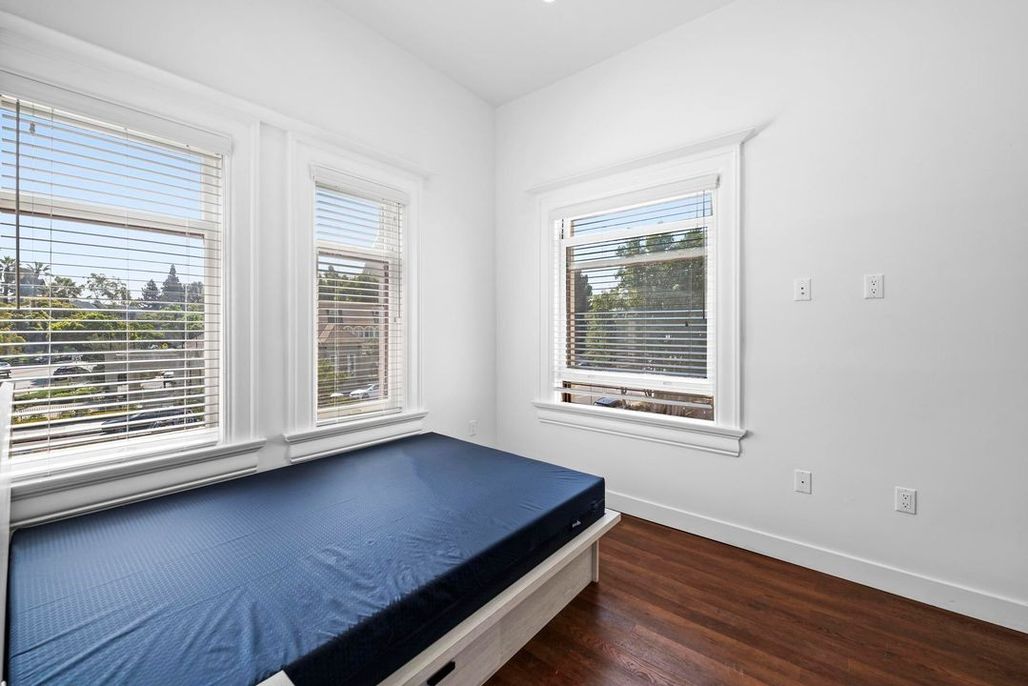 property for rent #49