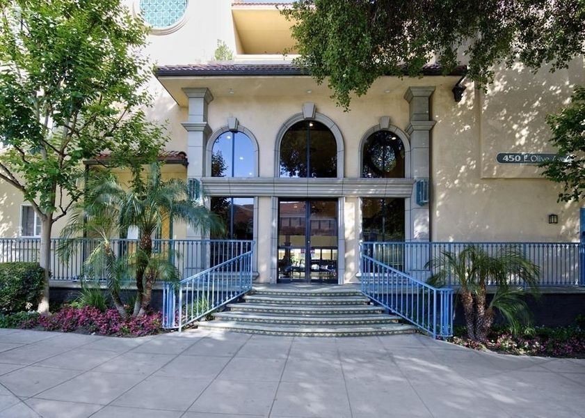 property for rent #1