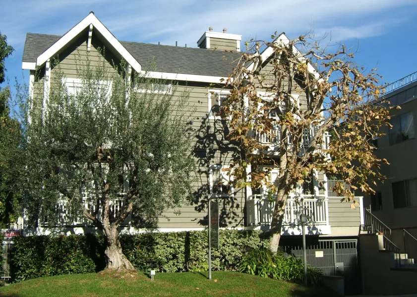 property for rent #1