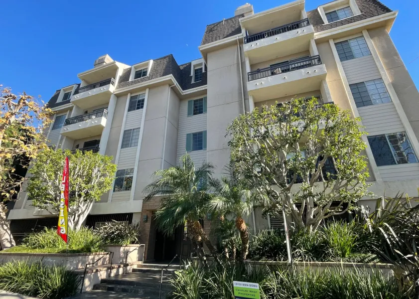 property for rent #1