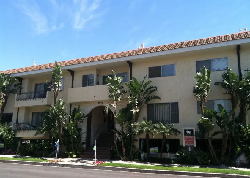 property for rent #1