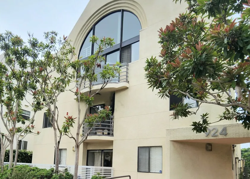 property for rent #1