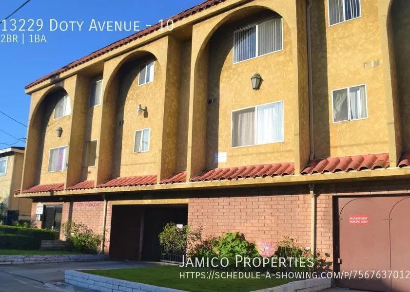 property for rent #1