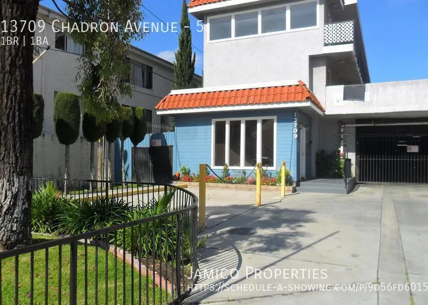 property for rent #1