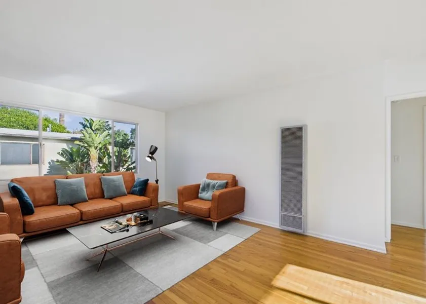 property for rent #1