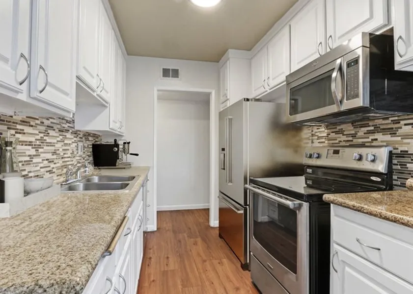 property for rent #1