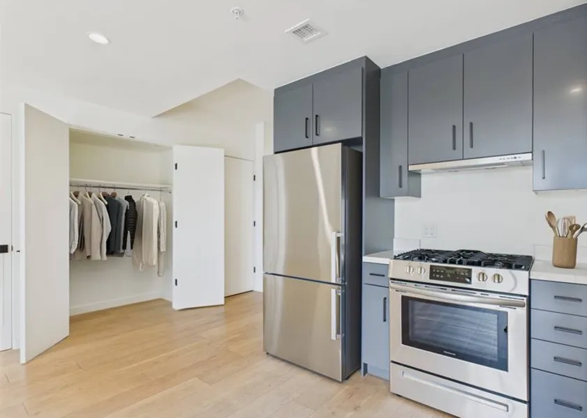 property for rent #1