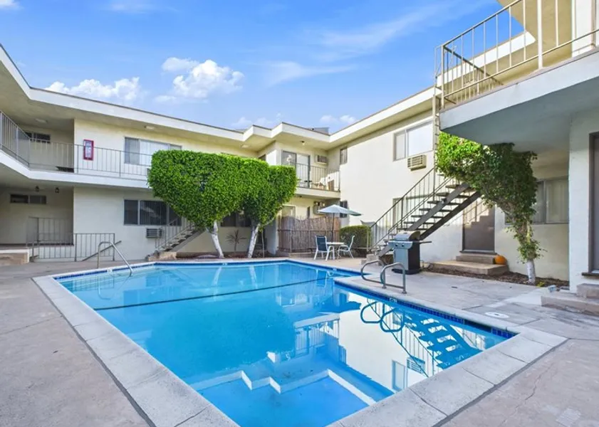 property for rent #1