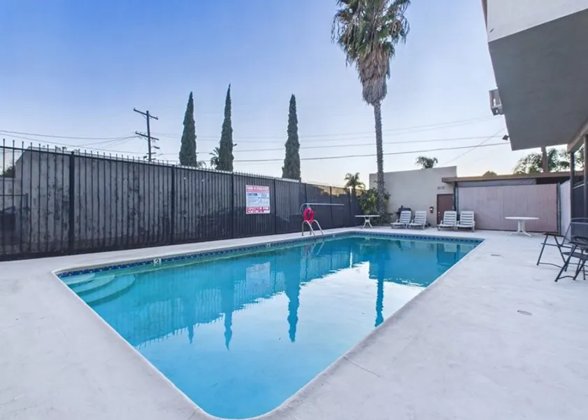 property for rent #1