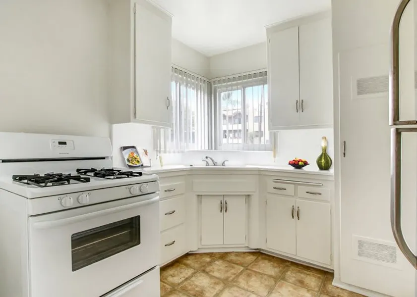 property for rent #1