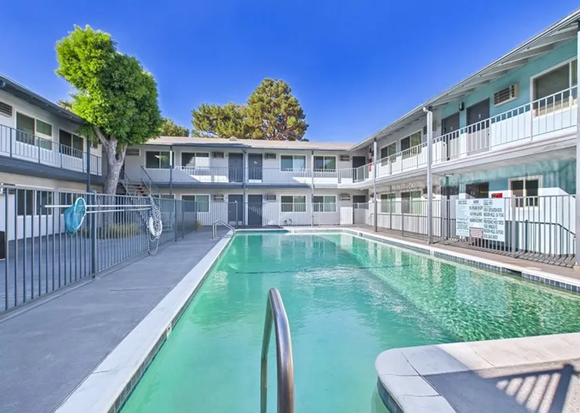 property for rent #1