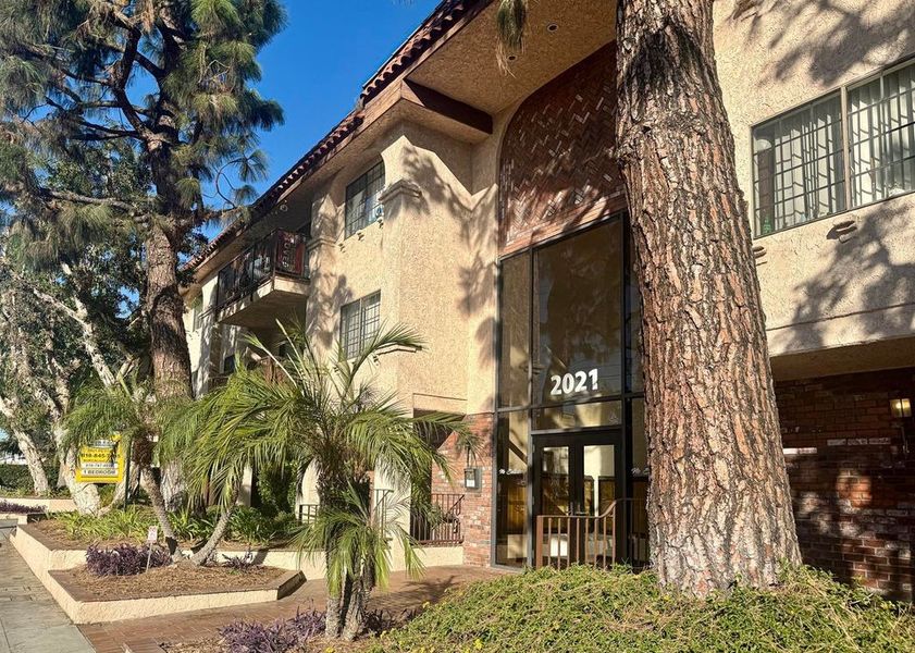 property for rent #1