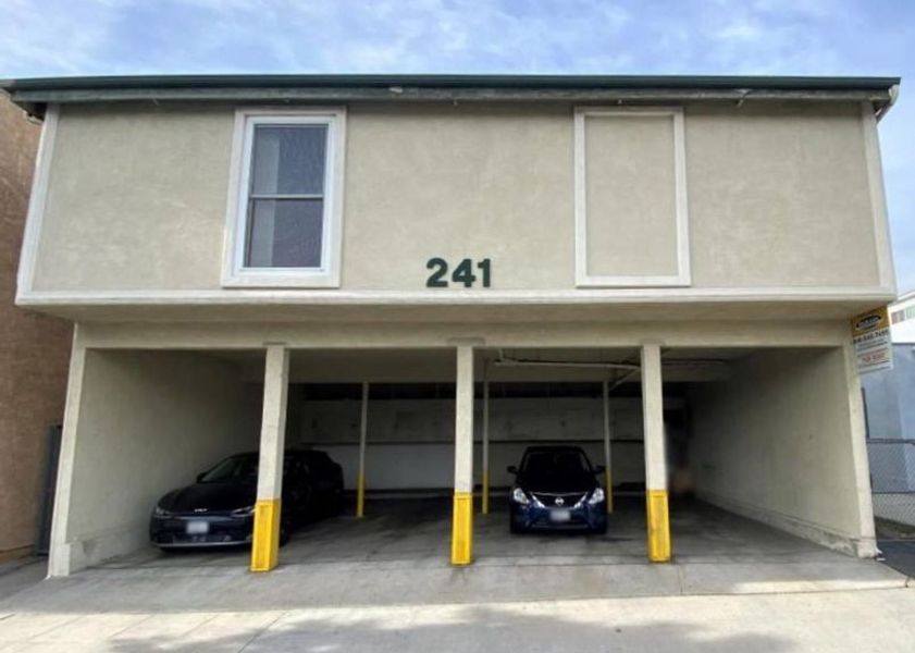 property for rent #1