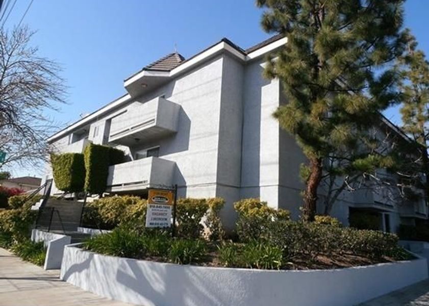 property for rent #1