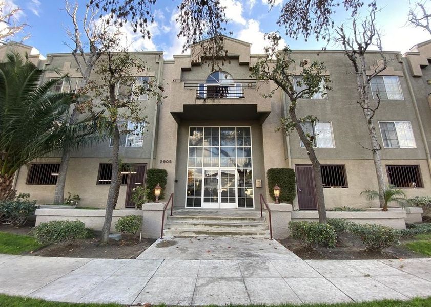 property for rent #1