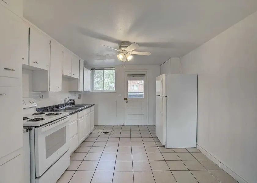 property for rent #1