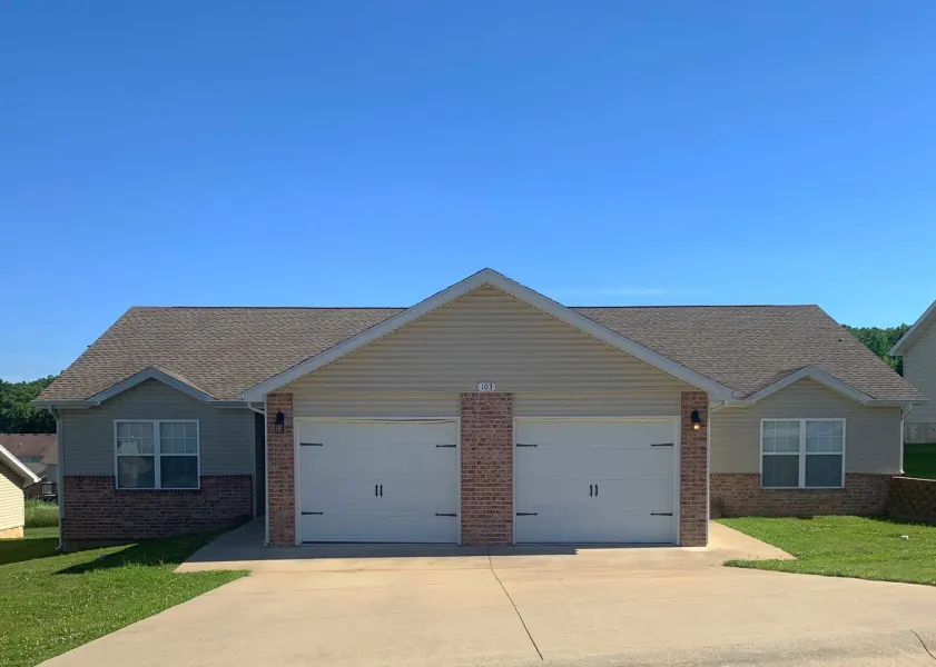 property for rent #1