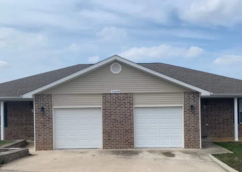 property for rent #1