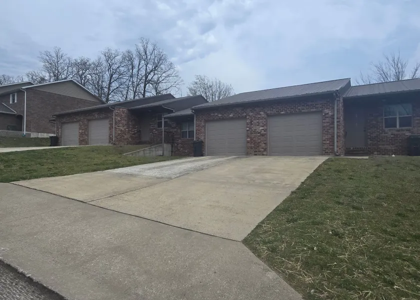 property for rent #1