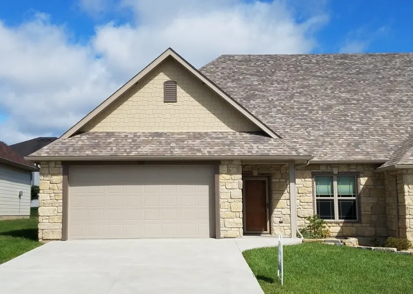 property for rent #1