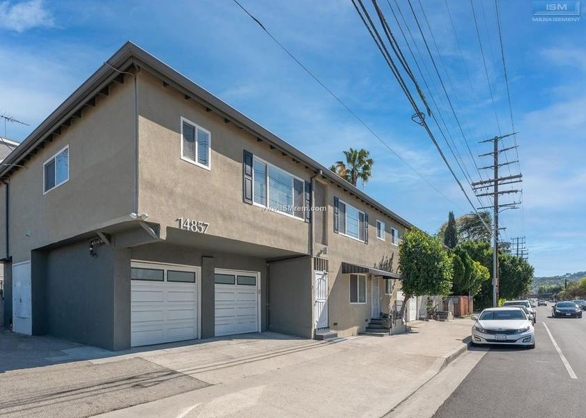 property for rent #1