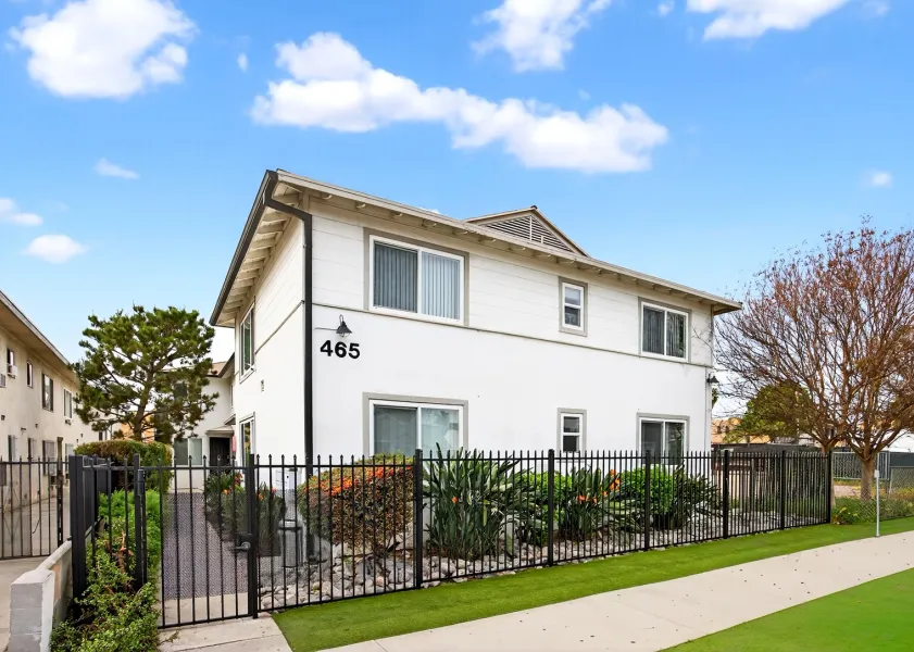 property for rent #1