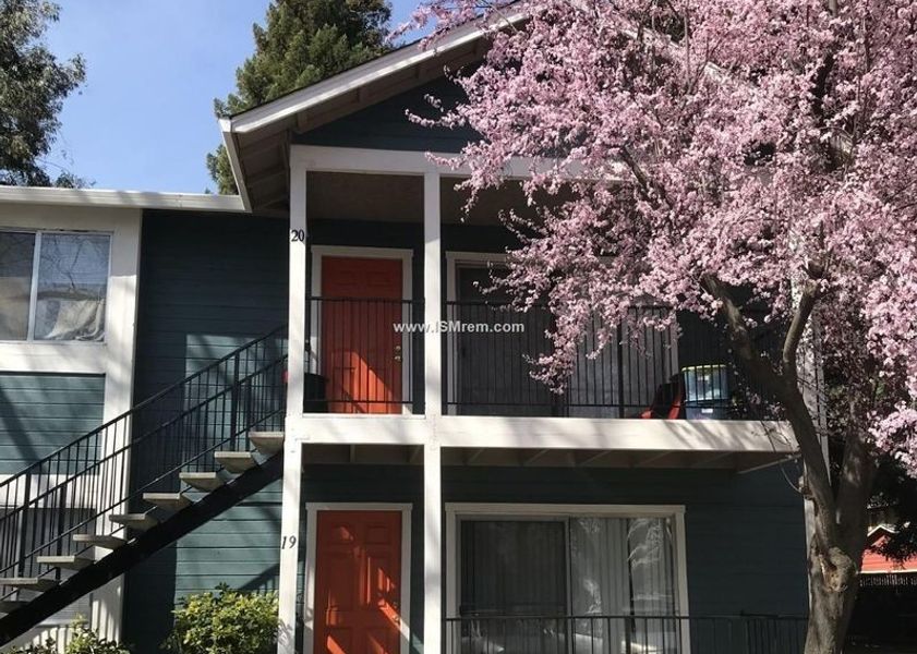 property for rent #1