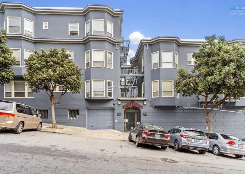 property for rent #1