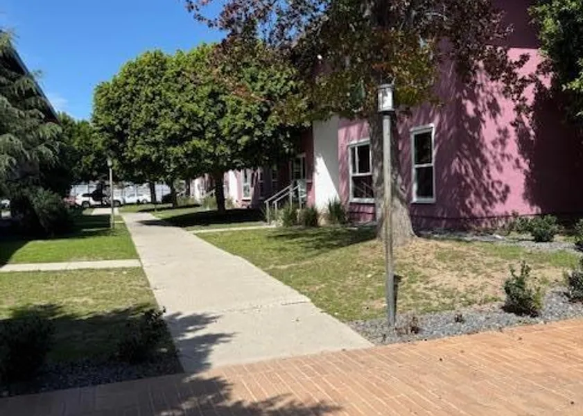 property for rent #1