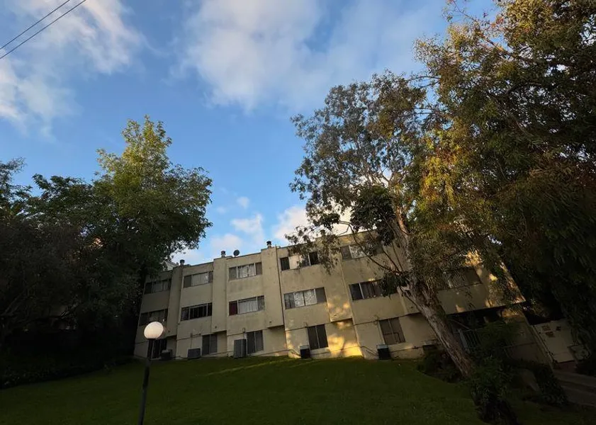 property for rent #1