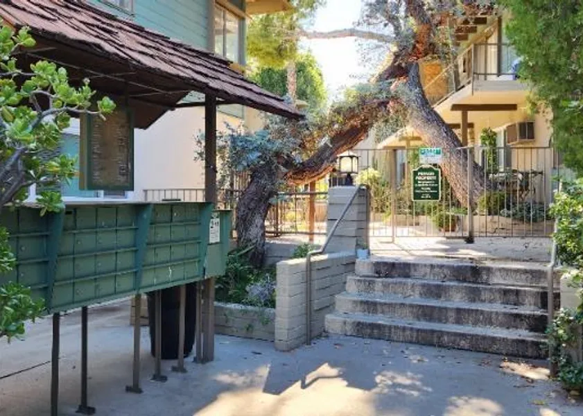 property for rent #1