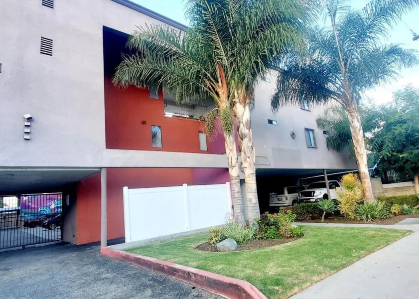 property for rent #1