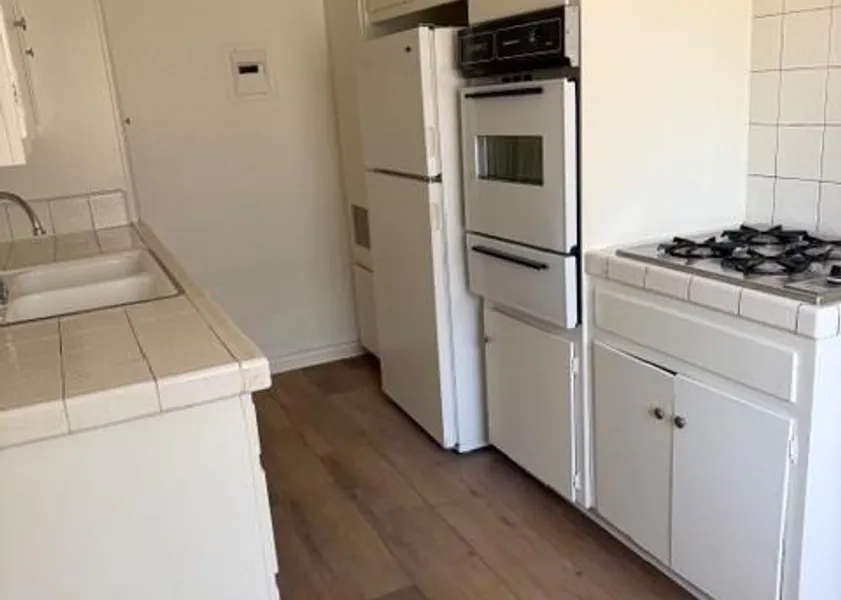 property for rent #1