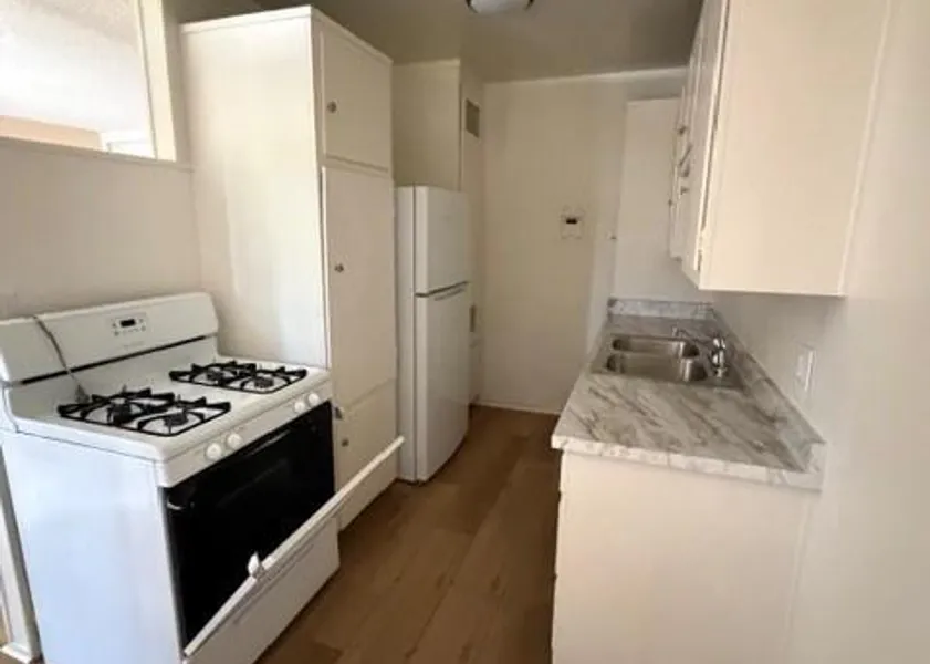 property for rent #1