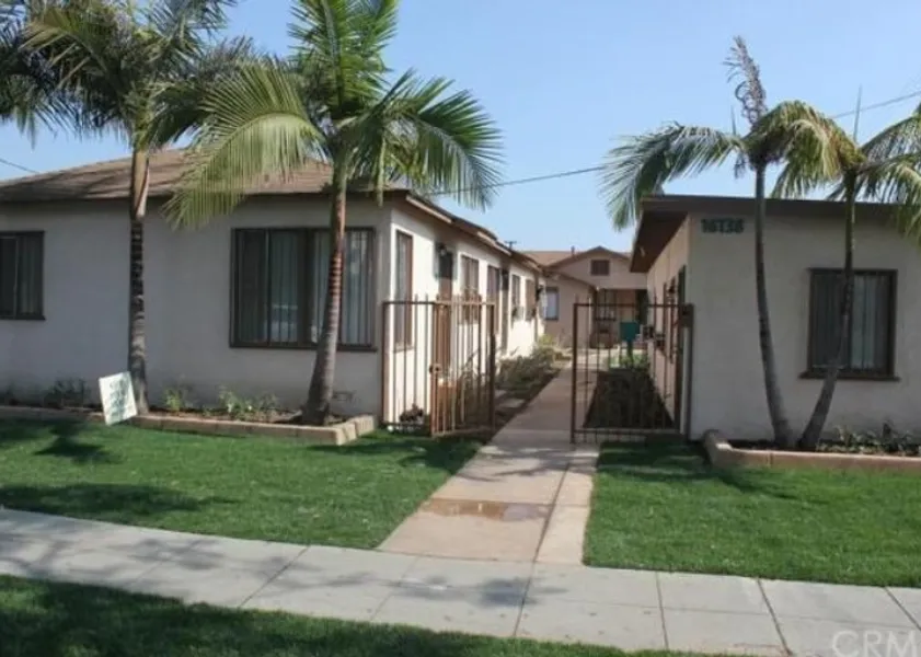 property for rent #1