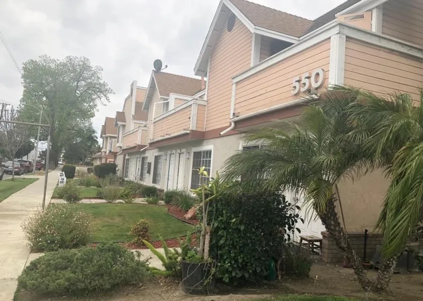 property for rent #1