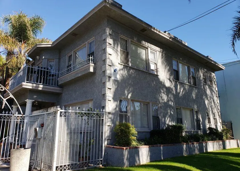 property for rent #1