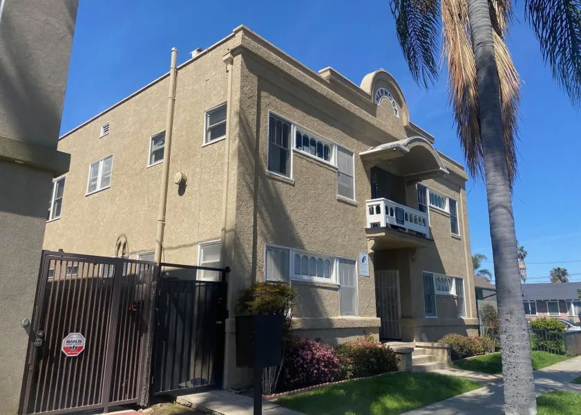 property for rent #1