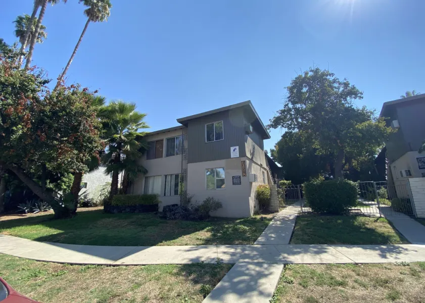 property for rent #1