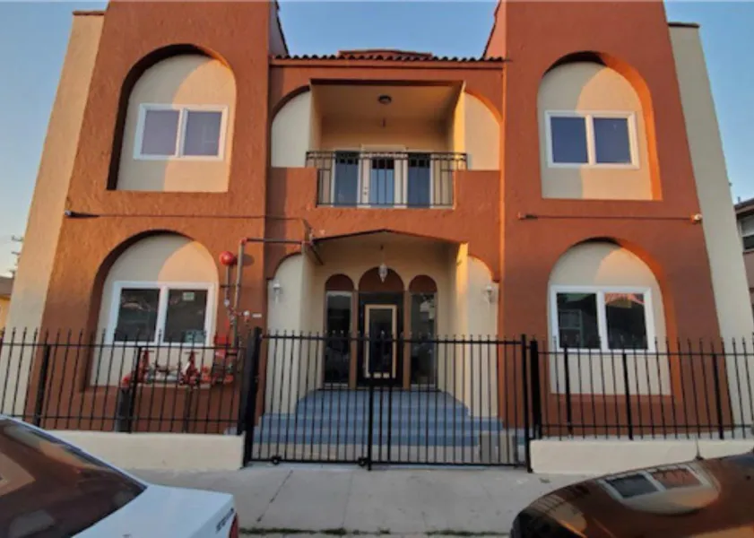 property for rent #1