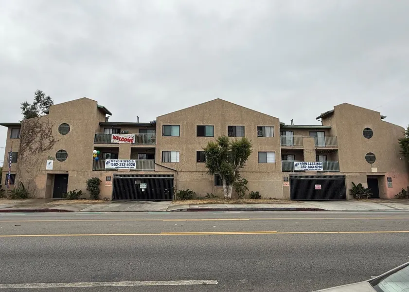 property for rent #1