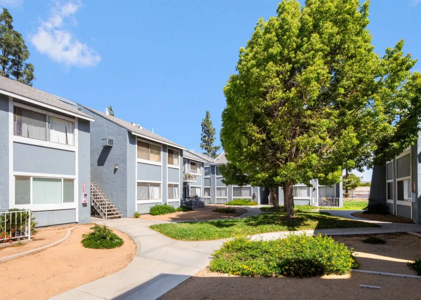 property for rent #1