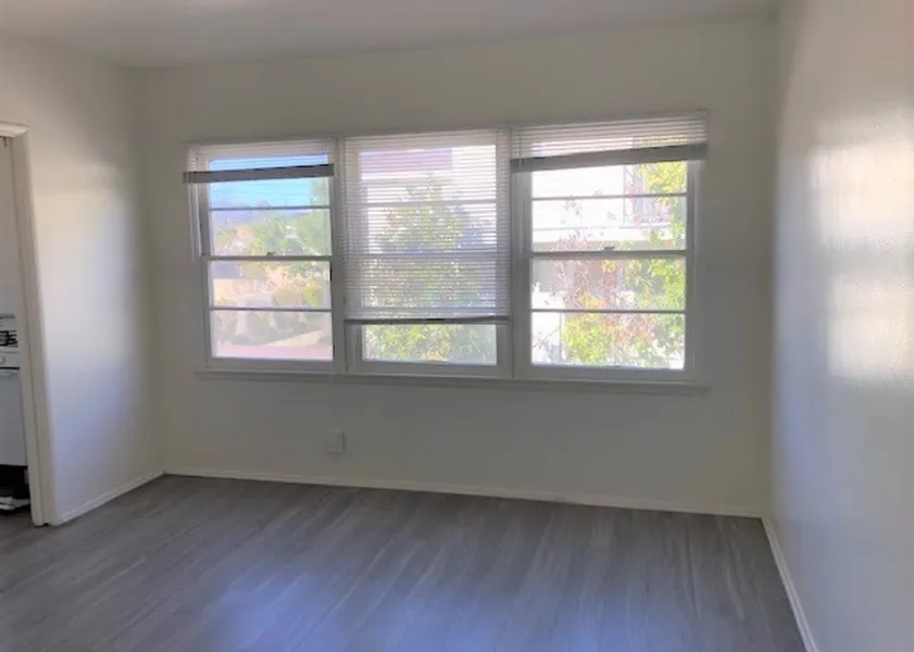 property for rent #1