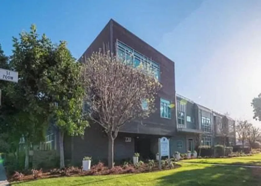 property for rent #1