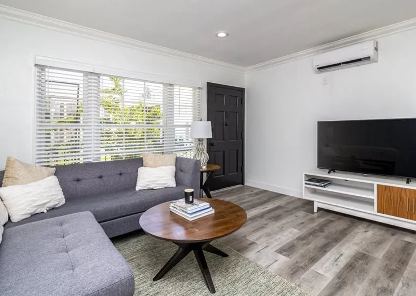 property for rent #1