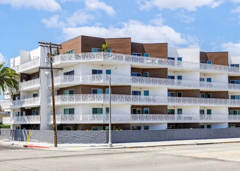 property for rent #1