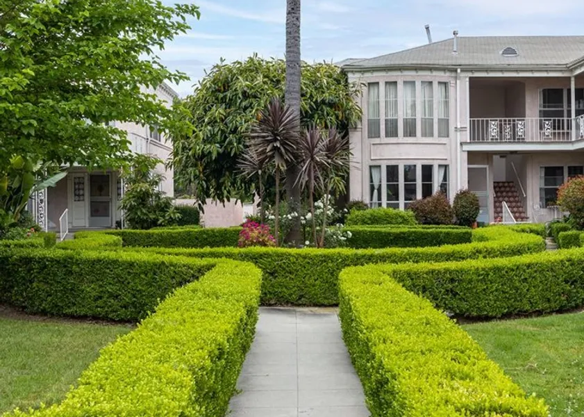 property for rent #1