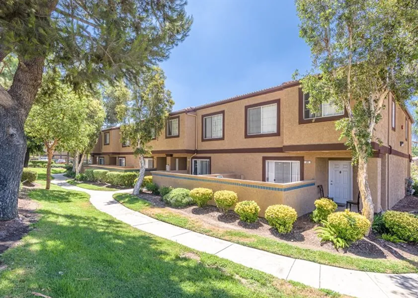 property for rent #1