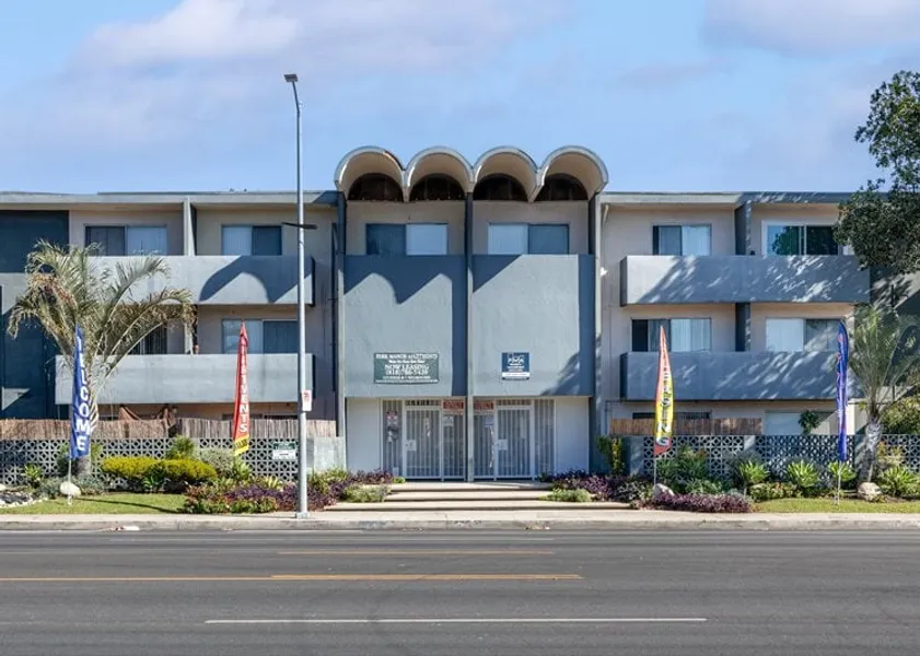 property for rent #1